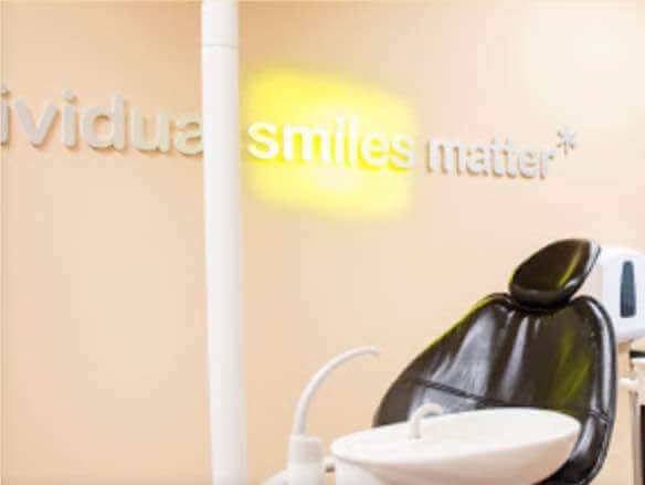 image of dentist chair in cosmetic dentist office in Liverpool